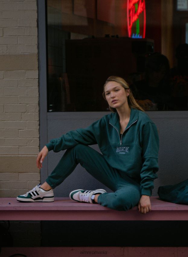 îmbrăcăminte AIM'N pantaloni de trening clasici verde pin femei F22RH4669