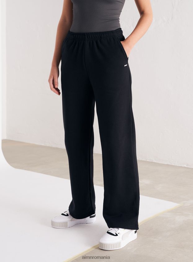 îmbrăcăminte AIM'N pantaloni de trening cu logo negru, drepte femei F22RH4671